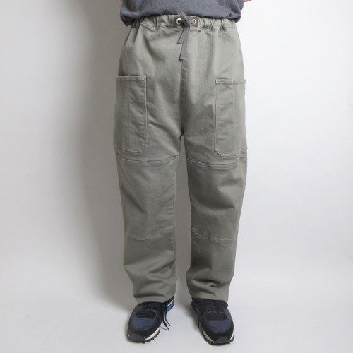 CS4208_GREYKHAKI01_24000.jpg