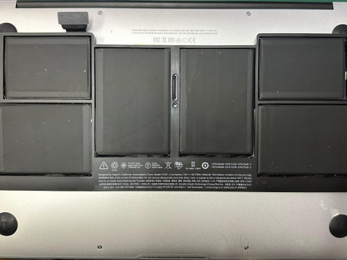 MacbookAirバッテリー交換