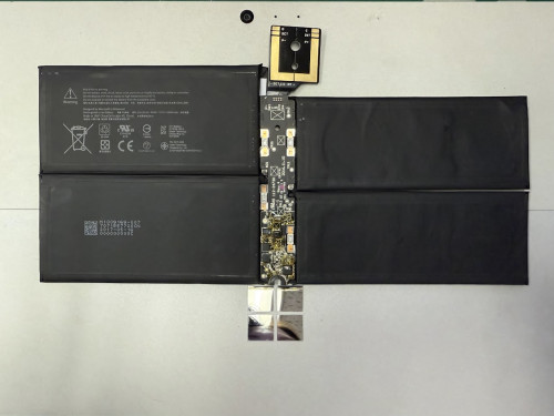Surface Pro 5 のバッテリー交換を実施しました