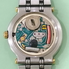 gucciグッチ時計修理分解掃除オーバーホール小諸佐久御代田上田東御軽井沢・腕時計電池交換修理 (2).jpg