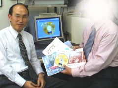 PC教室写真・メガネ・時計・宝石サトウ小諸・シニアスマホよろづ相談所.png