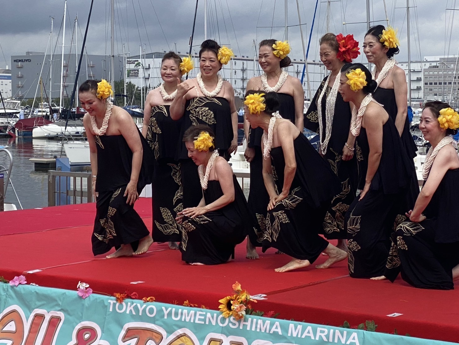 楽しいイベントも盛りだくさん🎶素敵なドレスであなたもフラガール