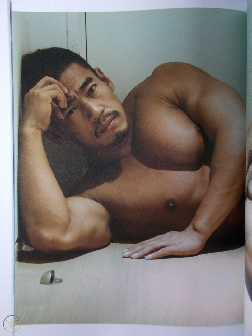 m1-special-issue-2016-asian-male-nude_1_1f79dbd25356bb4cb02b95edef25796f.jpg