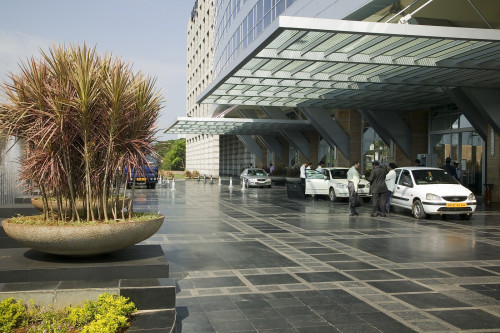 Grand_Hyatt_Mumbai_7714.max-1600x1200.jpg