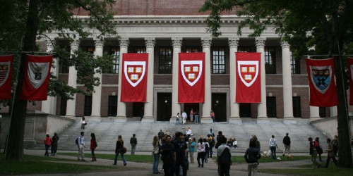 1024px-Harvard_University_Widener_Library.jpg