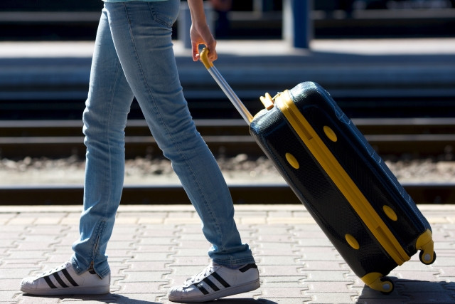 羽田空港に着いたけど「駐車場がなくて飛行機に乗り遅れそう」という方は【カーポーター】にご連絡を！