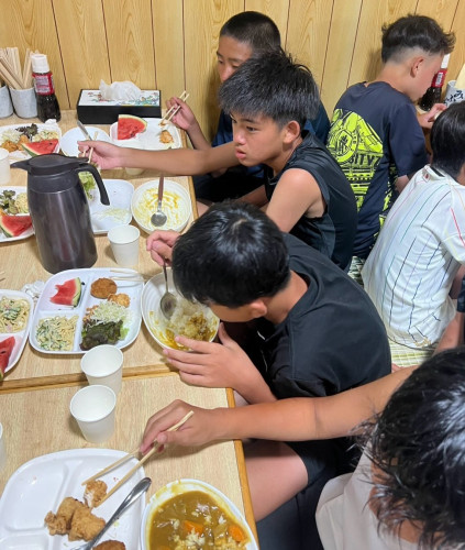 2026サマーキャンプ U-14.13.12 夕食.jpg