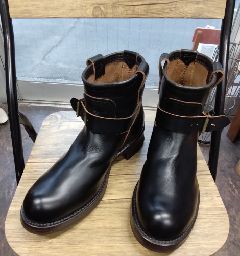 エンジニアブーツ　シャフトカット