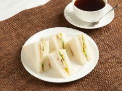 きゅうりが主役のハムときゅうりのサンドイッチ