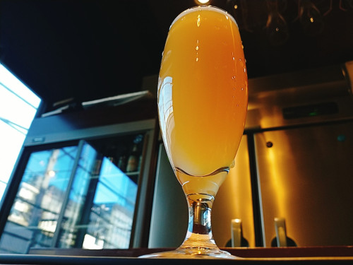 「ろくろ首Hazy IPA」開栓中です