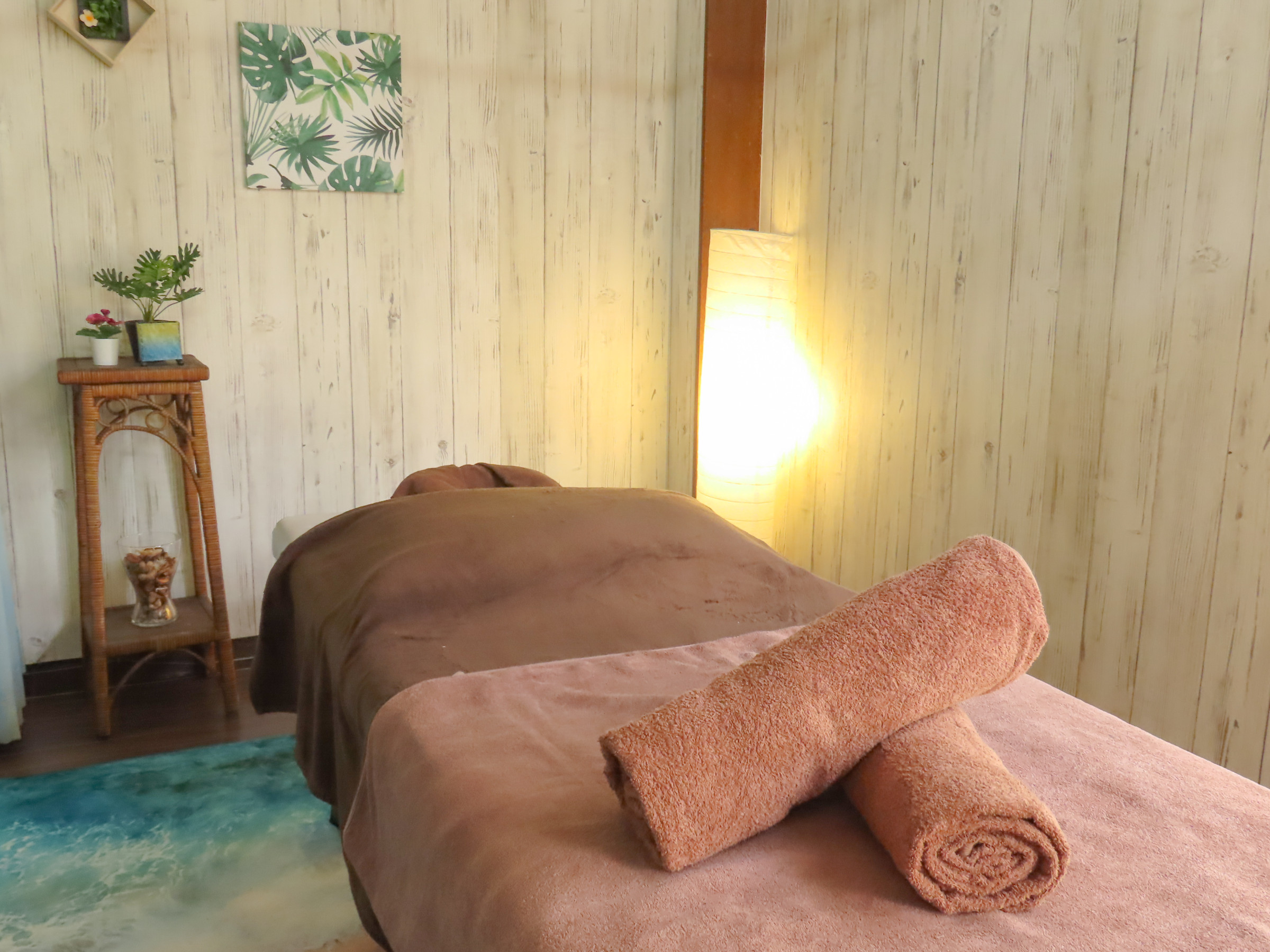 落ち着いた店内