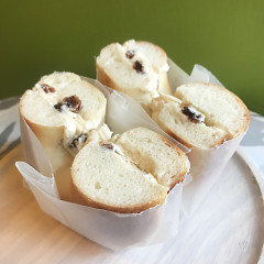 《数量限定》ラムレーズンクリームチーズサンド