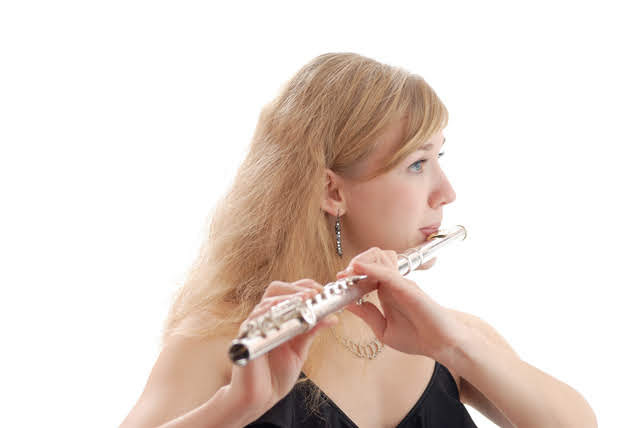 呼吸法、ソノリテ、管楽器奏者の為の循環呼吸レッスンも行っています