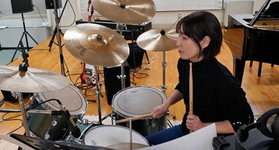 石井さん写真.jpg