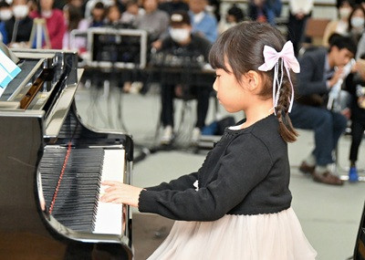 ピアノ５ 400.jpg