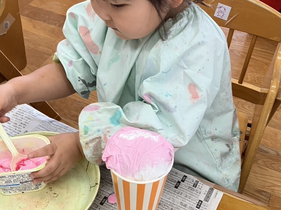 アイスクリームつくるよ