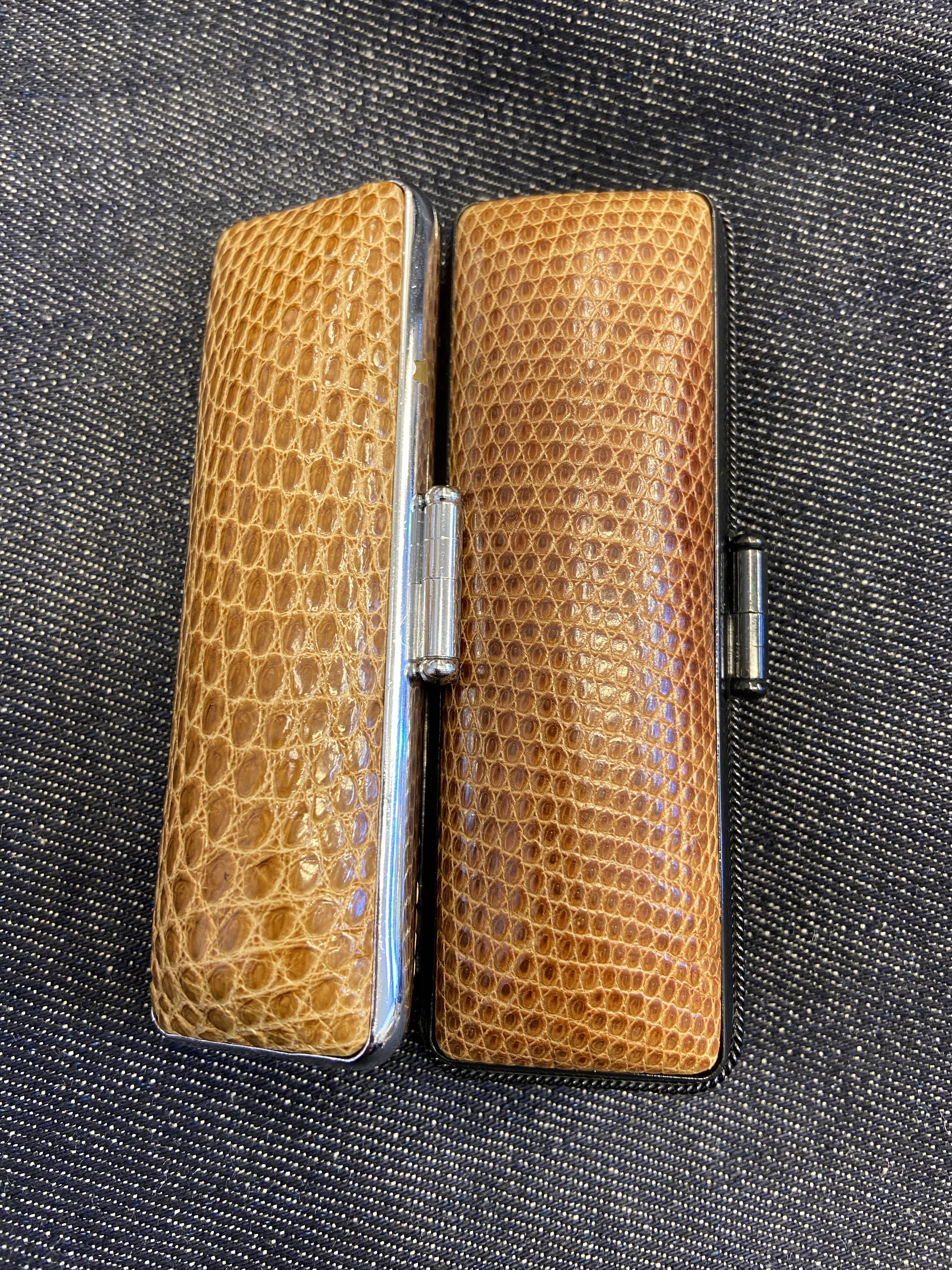 胡桃くるみ色の印鑑ケース