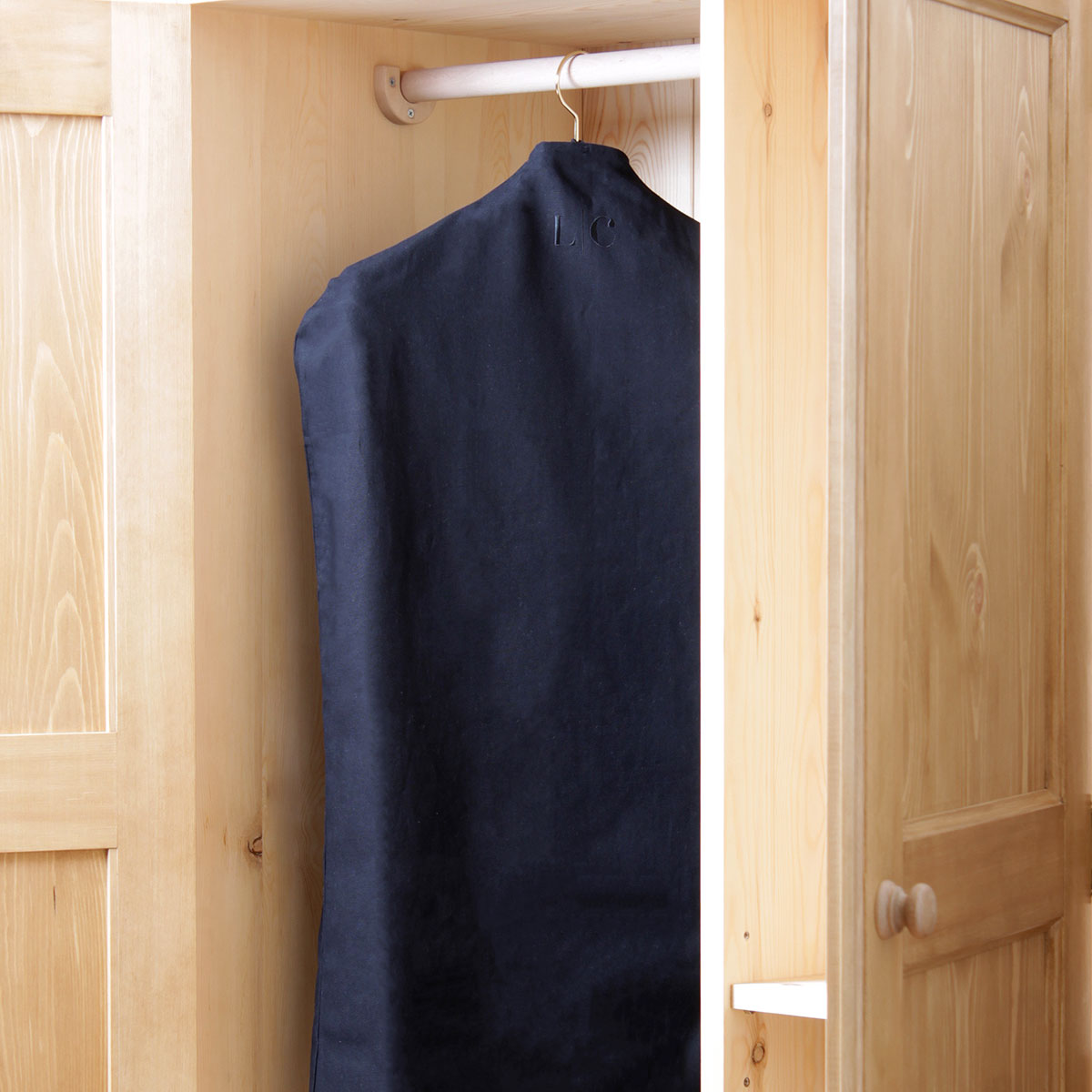 LC （ラグジュアリー クローゼット）