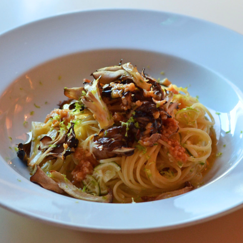 「徳島産すだちとしょうゆ麹を使った舞たけのオイル・スパゲティ」のご紹介