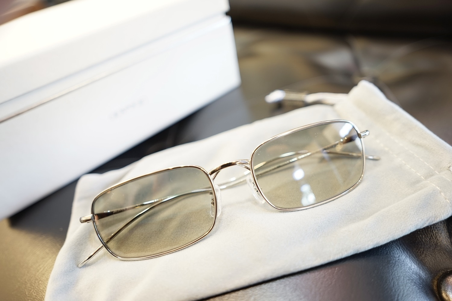 OLIVER PEOPLES（オリバーピープルズ）／TK-14　OV1364ST ガラス調光レンズ