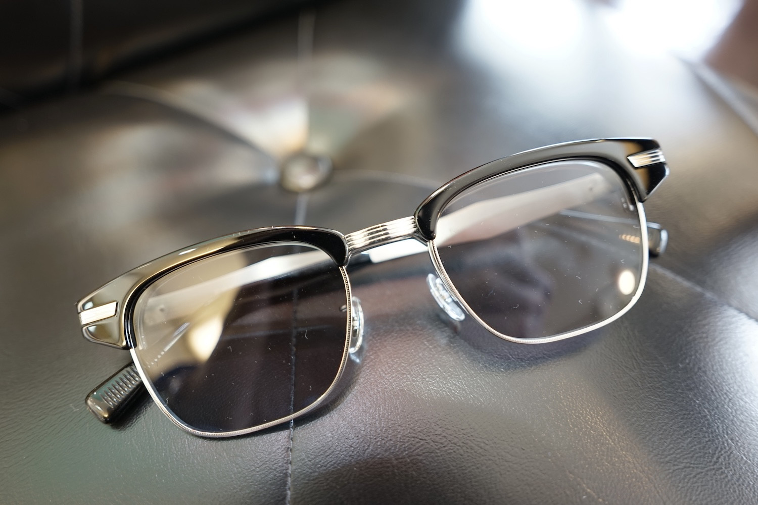 EYEVAN（アイヴァン ）／BANKER（51）　跳ね上げ式