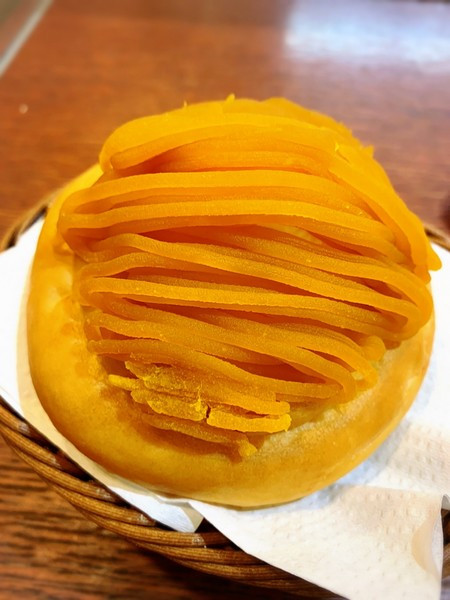期間限定『北海道産かぼちゃのモンブラン』が始まりました。