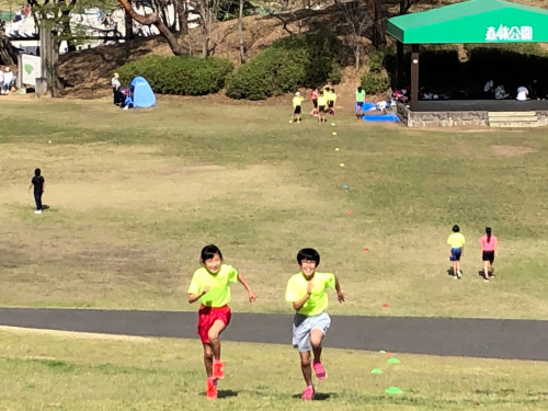 海詩と來南（坂）２.jpg