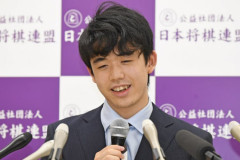 藤井棋士.jpg