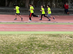 追い抜き走2組目.jpg