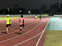 モモ上げ快調走.jpg