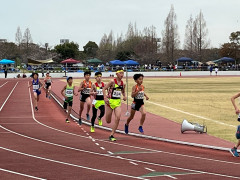 4.5年男子1000ｍ2組目3人.jpg
