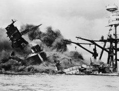 uss_arizona_burning_sinking.jpg