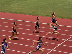女子5・6年100ｍ.jpg