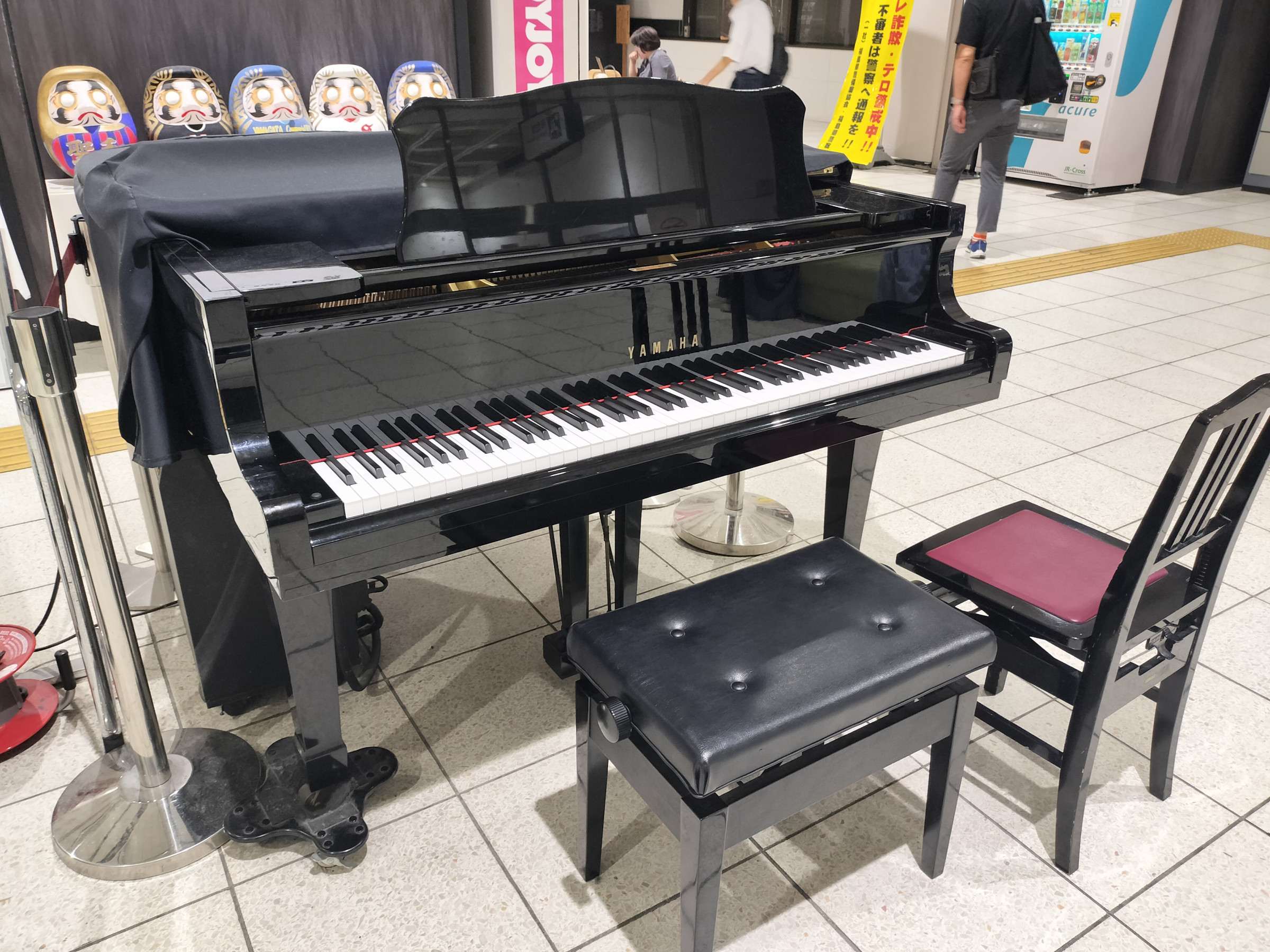 新白河駅でピアノ弾いてきました