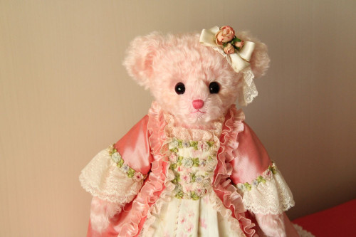 ロココ調ドレス着用の作品を出品しました