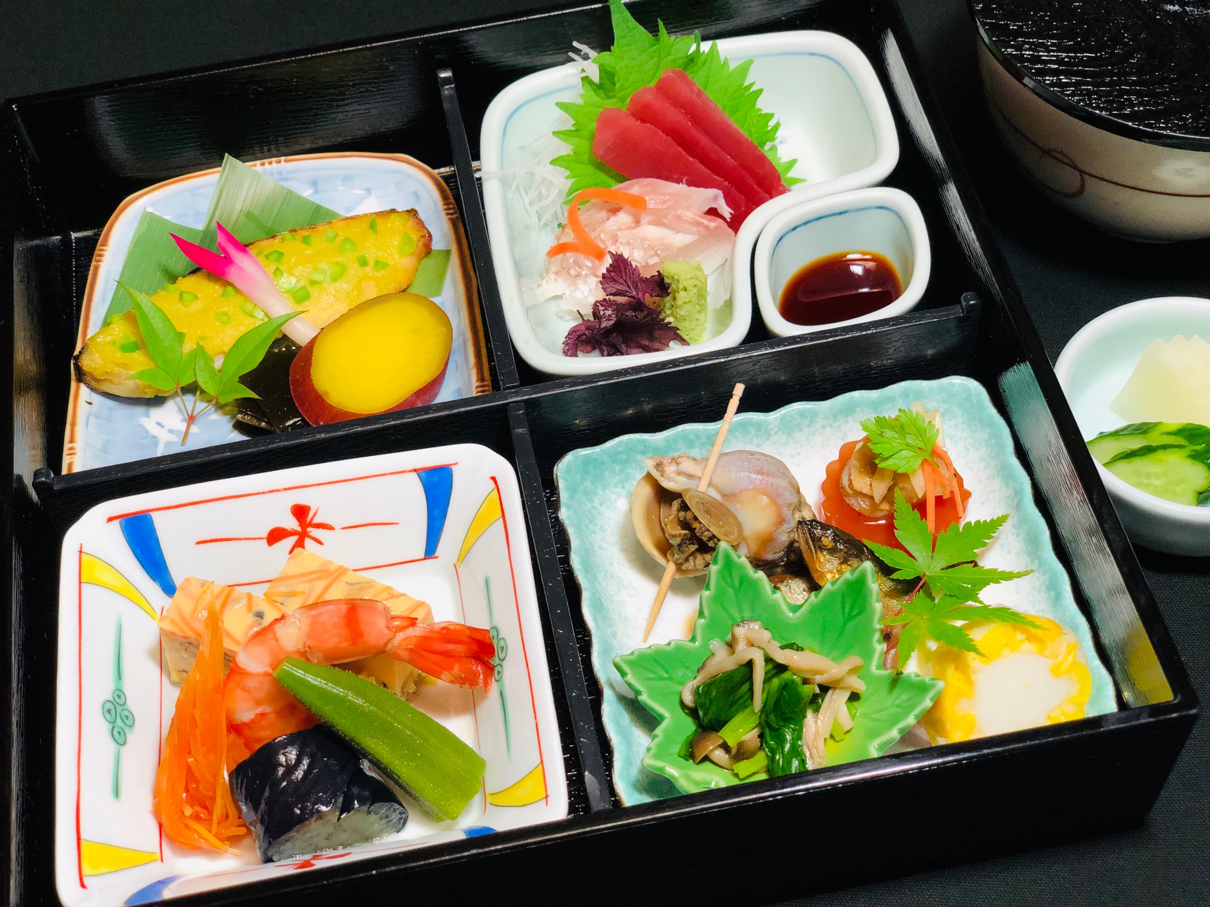 松花堂弁当 - 和の趣 花ごよみ