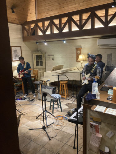 11月22日は土曜オープンマイクです‼️