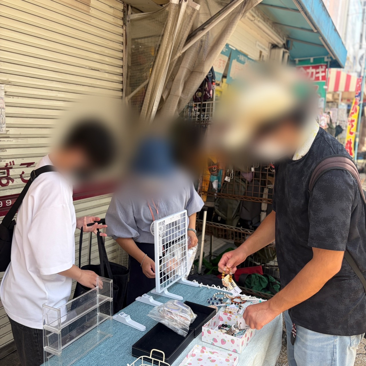 2026/7/16　　昨日のバザーのディスプレイ中