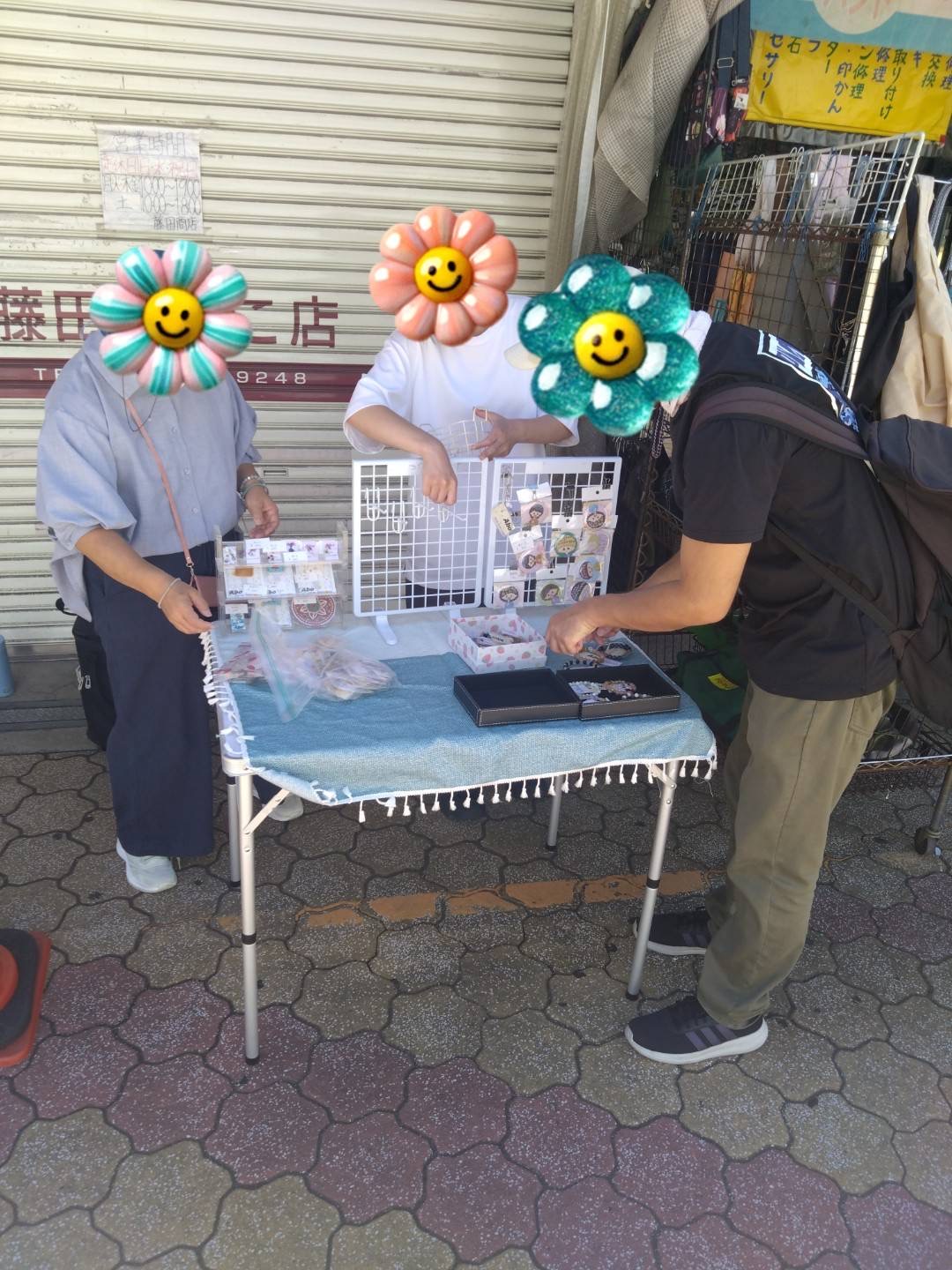 2026/8/6　　商店街バザーの準備の風景