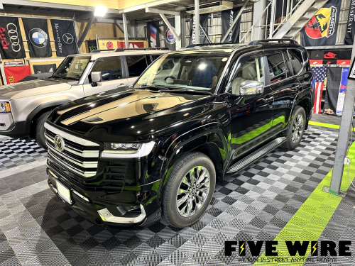 ランクル300後期にAUTHORイグラアラーム!