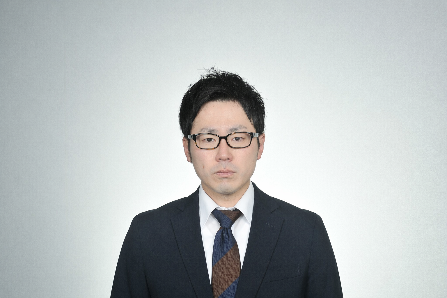 副委員長 岡崎 安友