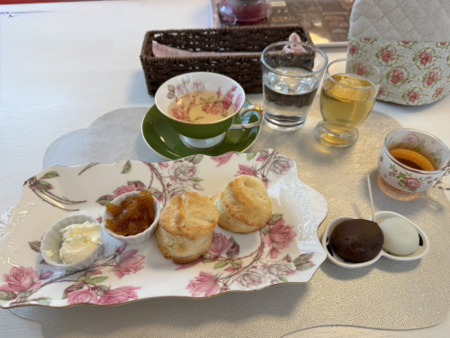 ティールーム営業します