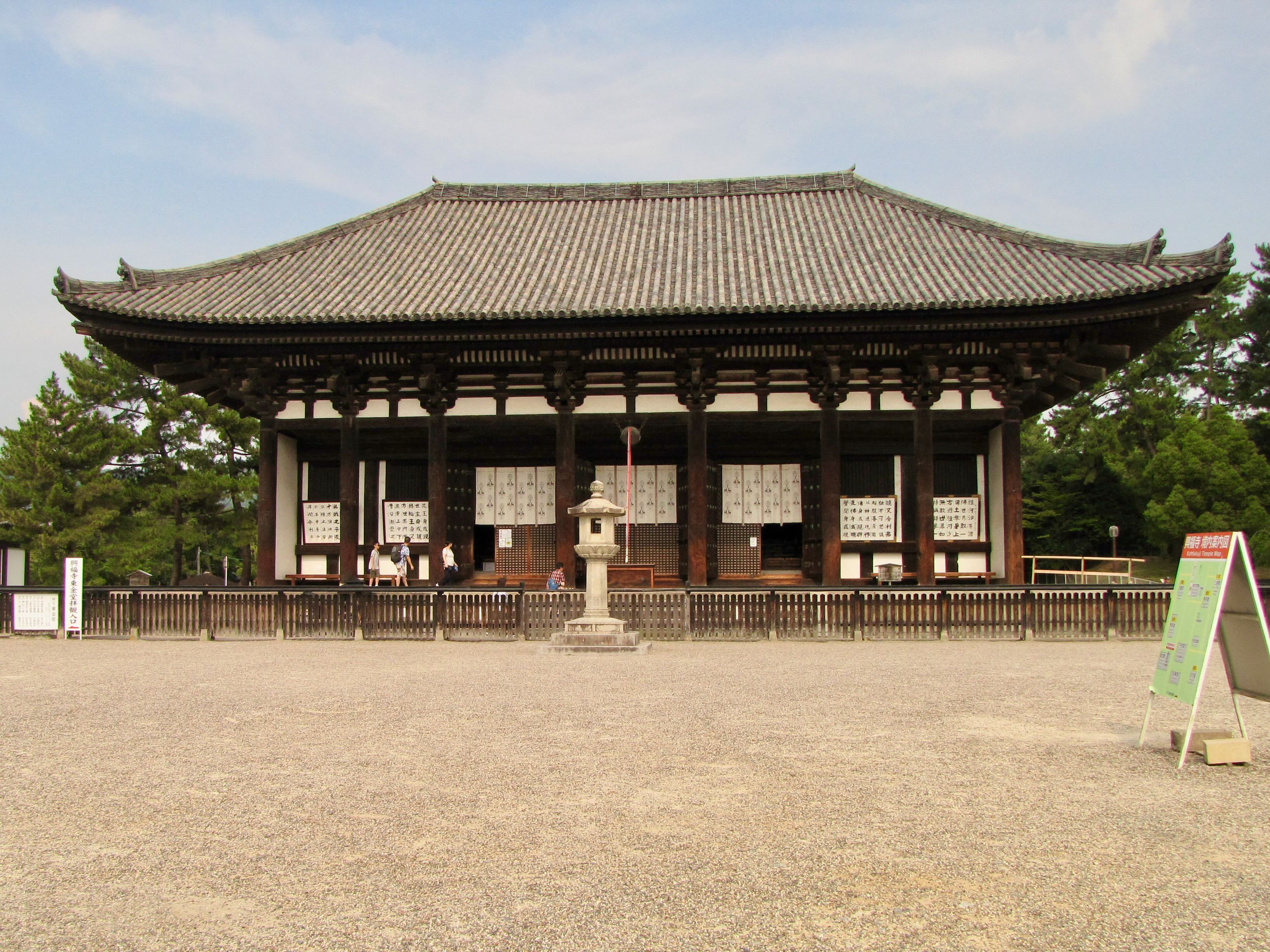 【興福寺・東金堂創建1300年 ― 12年ぶりの後堂公開と夜間特別参拝】
