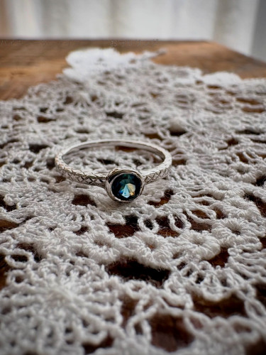 Unheated Australia Sapphire, SV925