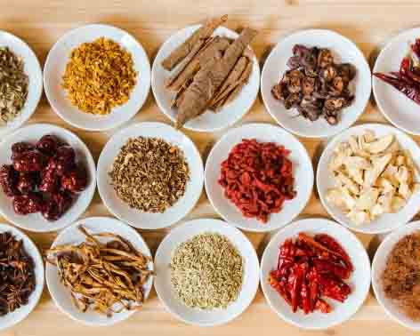 中国で発祥した鍼灸は日本で独自の発展をとげました。どうかこの素晴らしい治療法でみなさまのお体が健康に導かれますように。