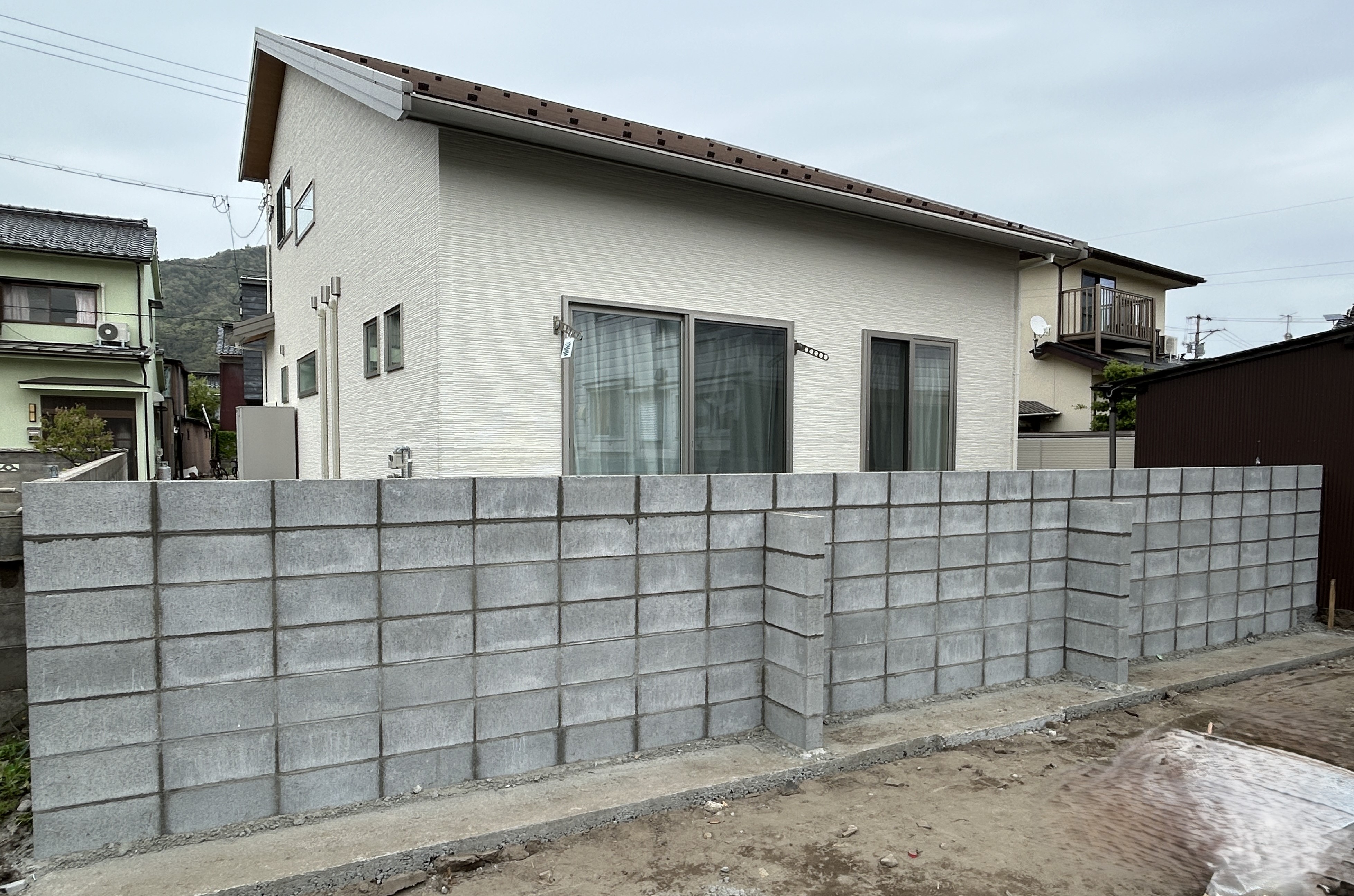 O-04　ブロック塀施工