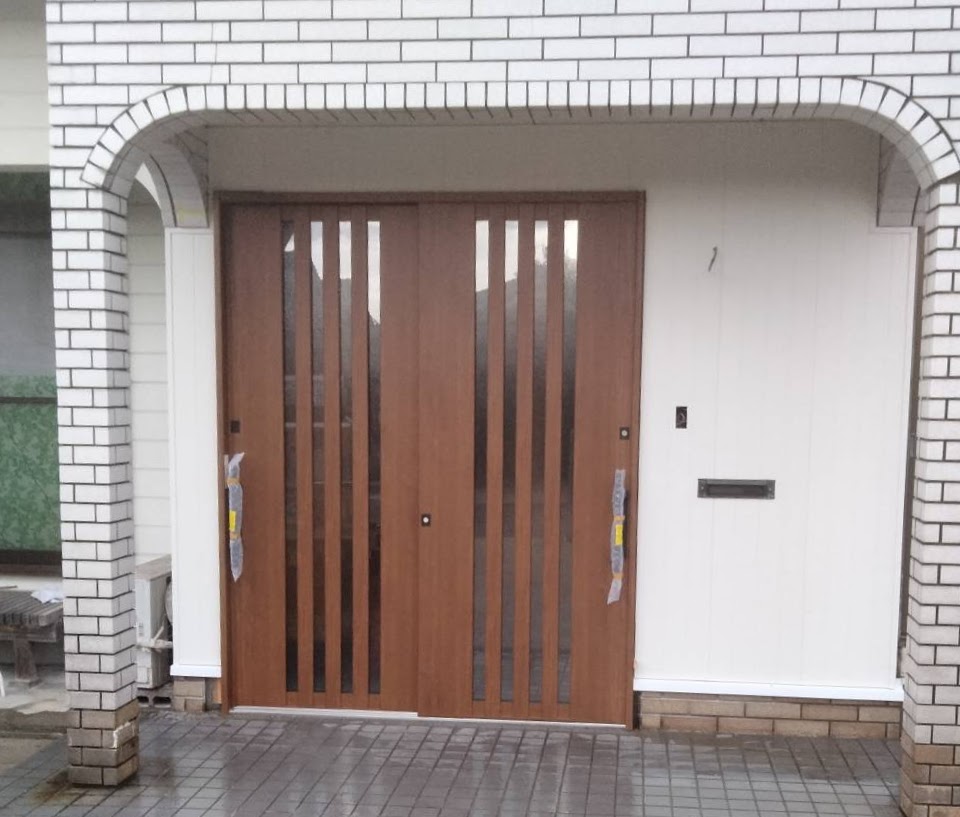 玄関　施工後.JPG