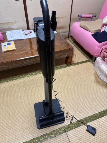 縦型コードレス紙パック式クリーナー納品　ありがとうございます。