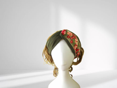 新作　インド刺繍のラビッシュヘアバンド　