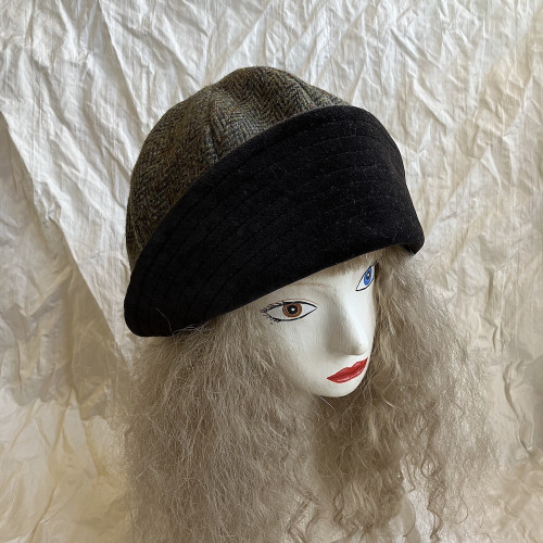 Bonnet Classico ( Front Style ) Brown
